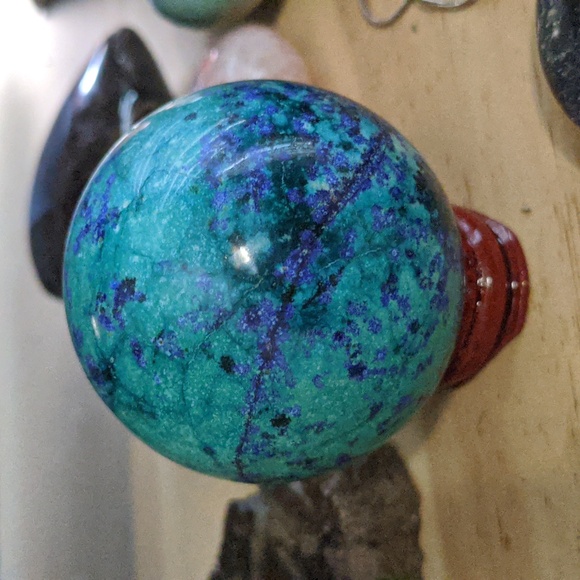 BEST BLUE SPHERE EVER! Chrysocolla Azurite and Malachite - Picture 2 of 4